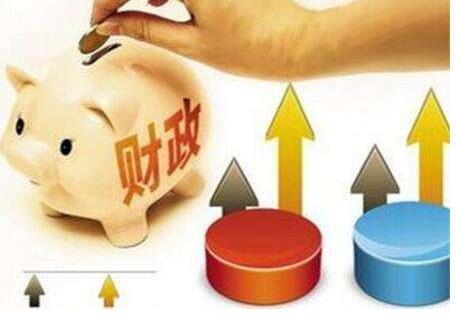 從個(gè)稅改革拉動消費(fèi)到增值稅改革激活經(jīng)濟(jì)，再到提高出口退稅率促進(jìn)出口——減稅降費(fèi)政策覆蓋面越來越廣