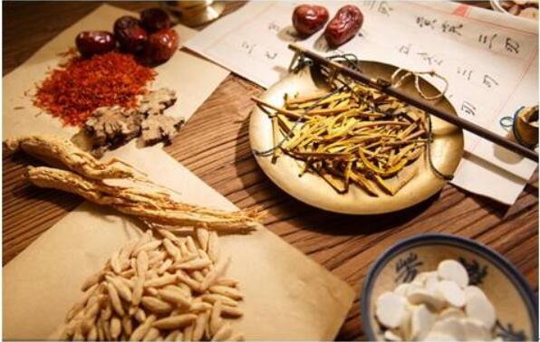 我國中藥材產(chǎn)業(yè)發(fā)展迅速，正向規(guī)?；?，標準化轉(zhuǎn)變