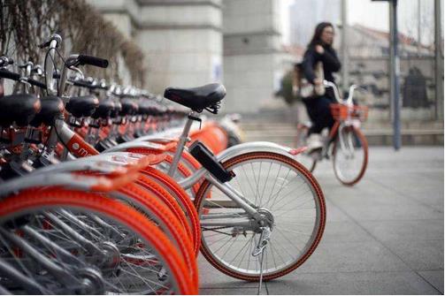 共享單車行業(yè)將進(jìn)入成熟期，面臨一系列的困境和挑戰(zhàn)，需不斷發(fā)展完善發(fā)展